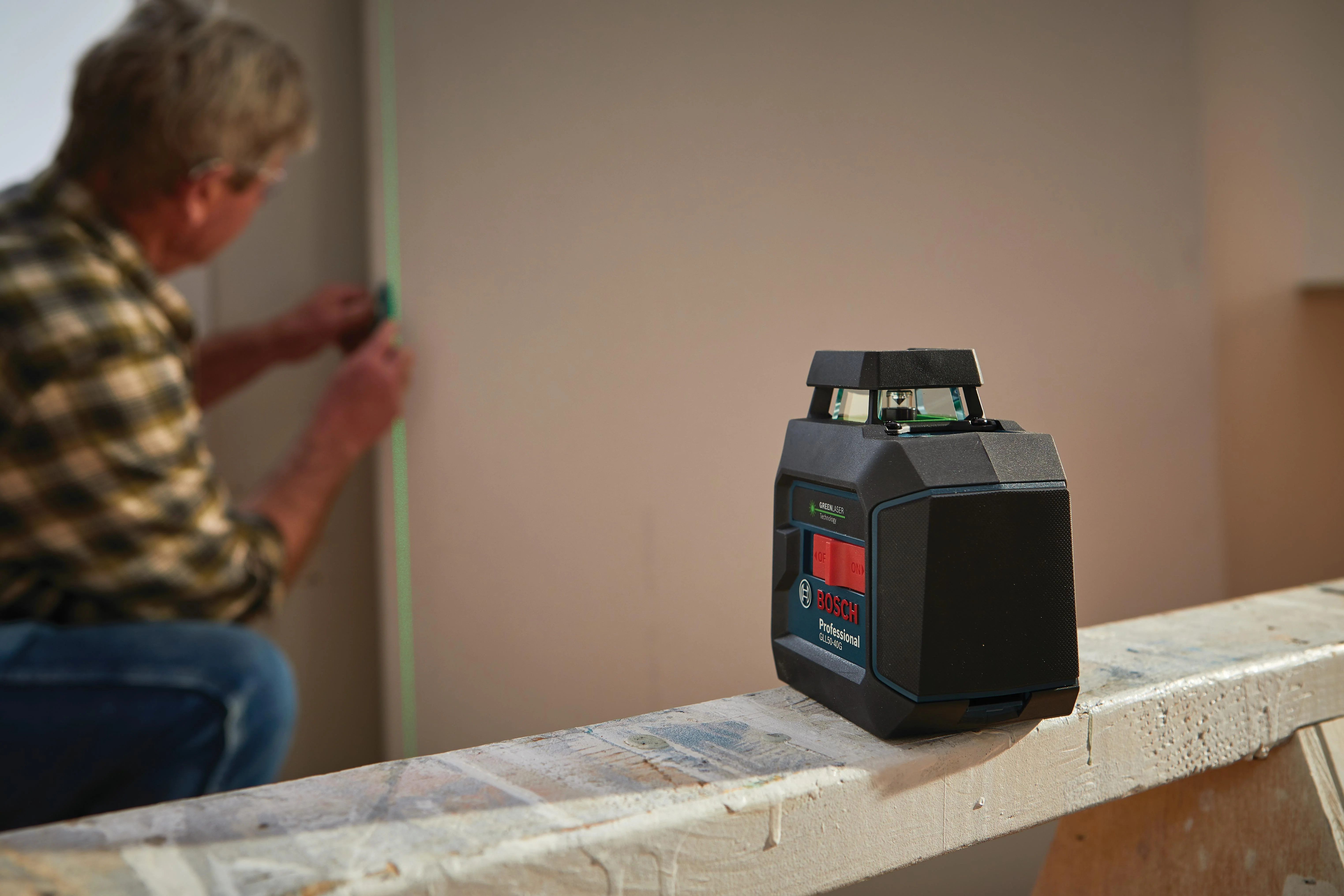 Bosch Green-Beam Self-Leveling 360° Cross-Line Laser - Image 12
