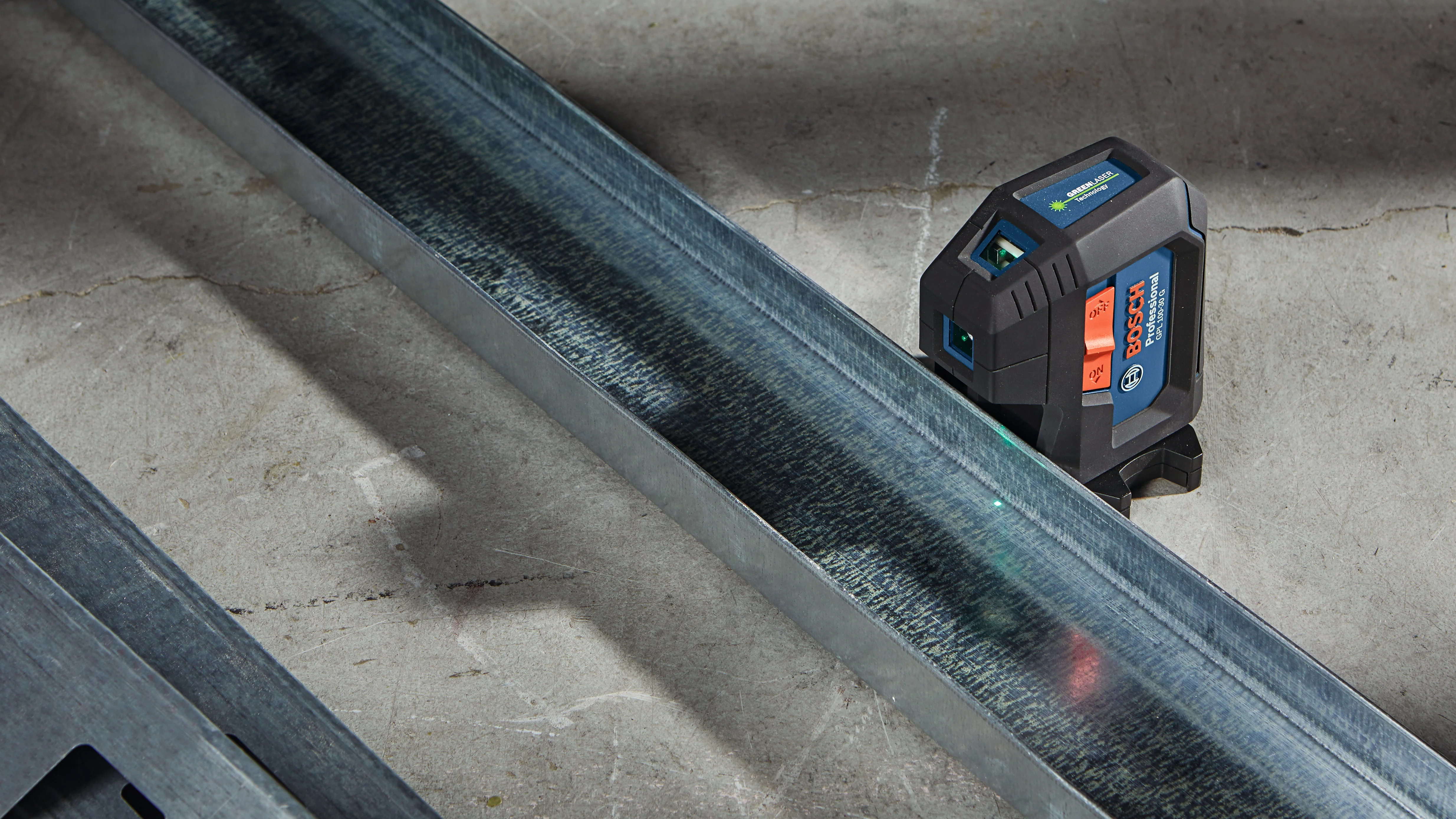Bosch Green-Beam Three-Point Self-Leveling Alignment Laser - Image 12