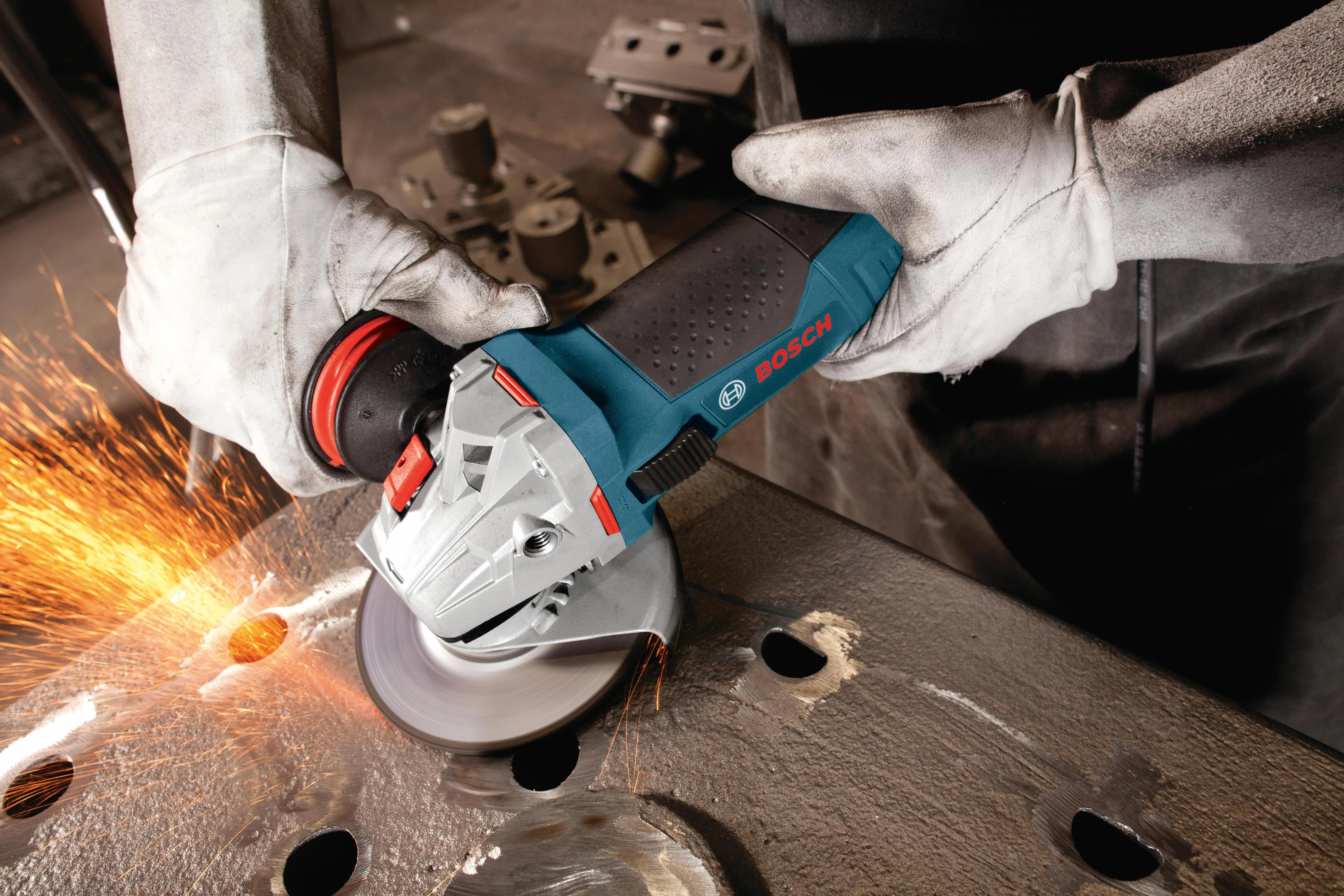 Bosch 5" Variable Speed Angle Grinder - Image 4