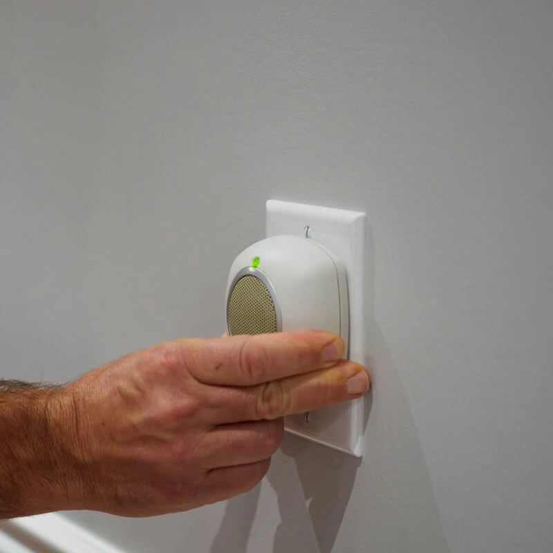 Tomcat® Ultrasonic Rodent Repeller For Rats & Mice - Image 3