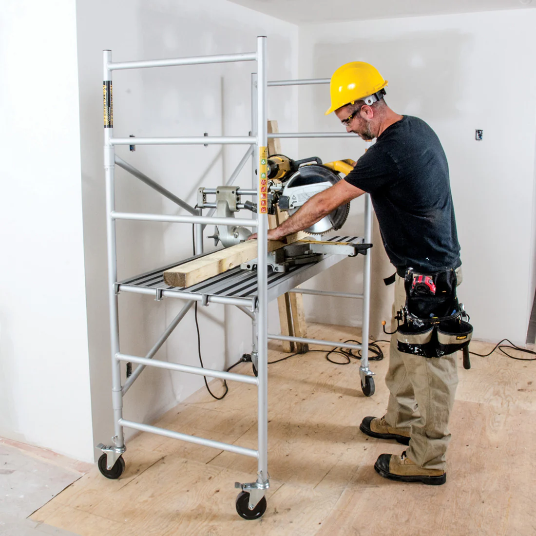 Metaltech Aluminum Series Mobile Scaffold - 6ft - Image 2