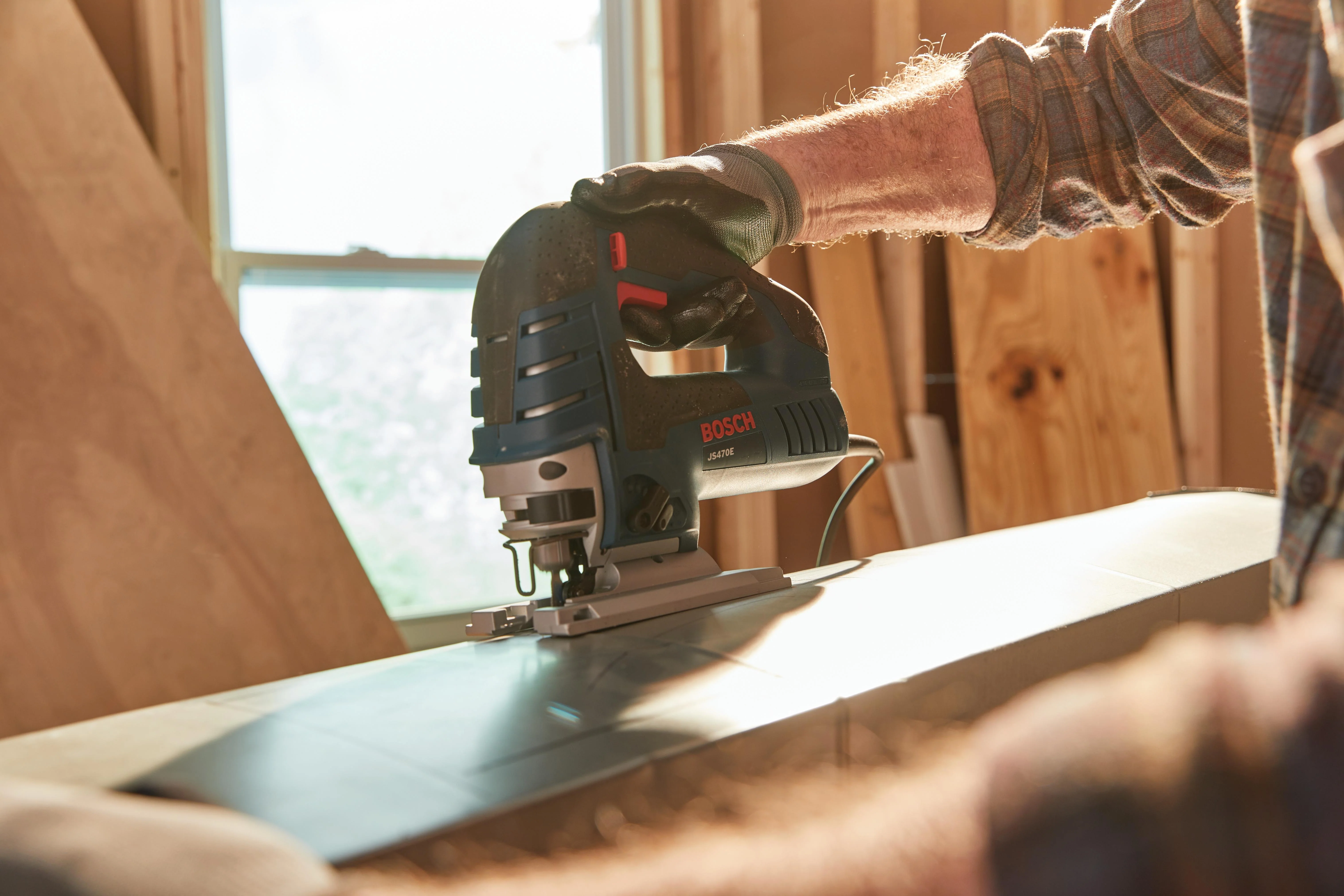 Bosch 7.0 Amp Top-Handle Jig Saw - Image 11