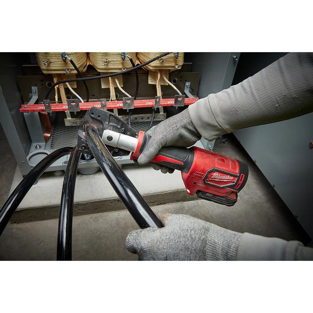 Milwaukee M18 FORCE LOGIC Cable Cutter Kit w/ 750 MCM Cu Jaws - Image 9