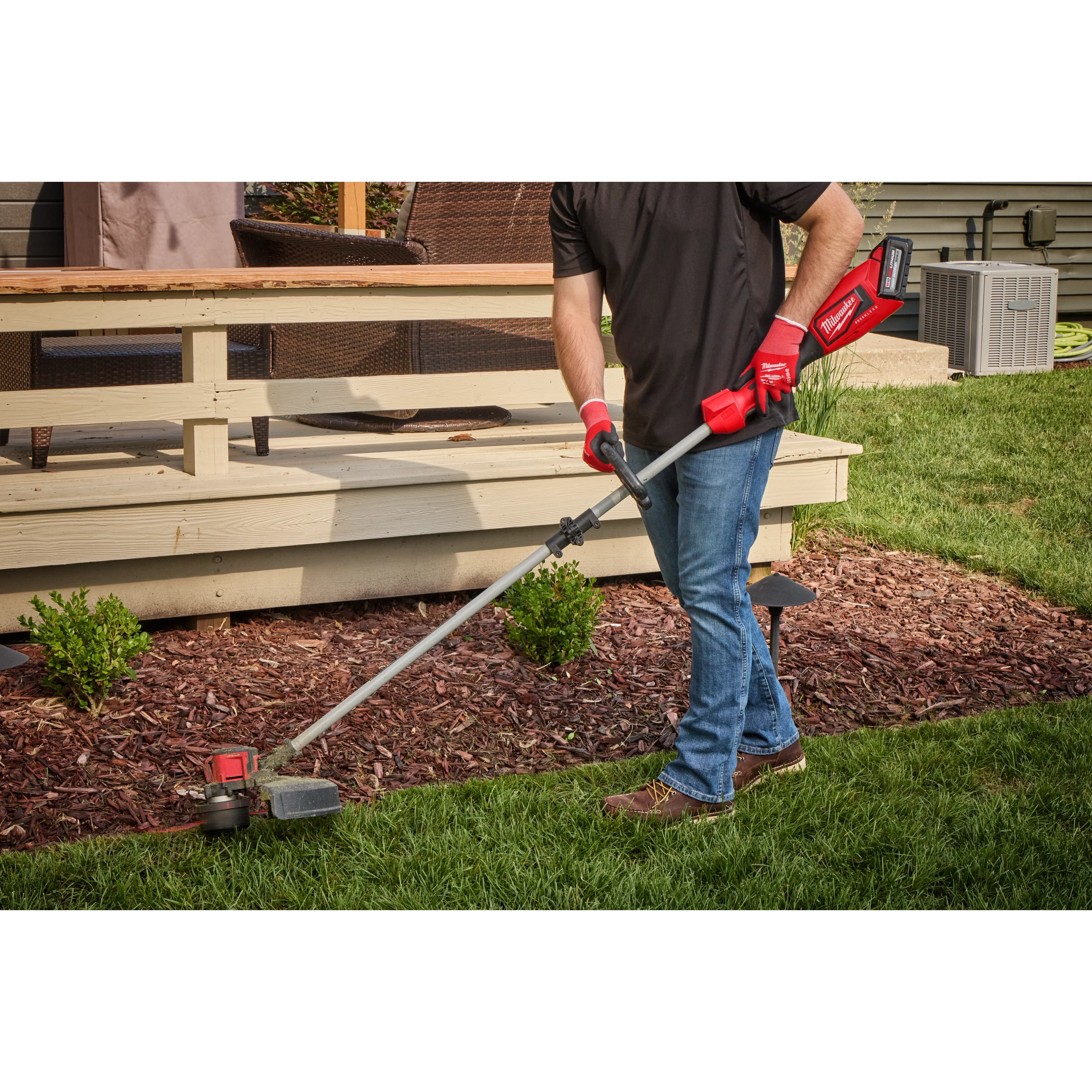 Milwaukee M18 Brushless String Trimmer - Tool Only - Image 12