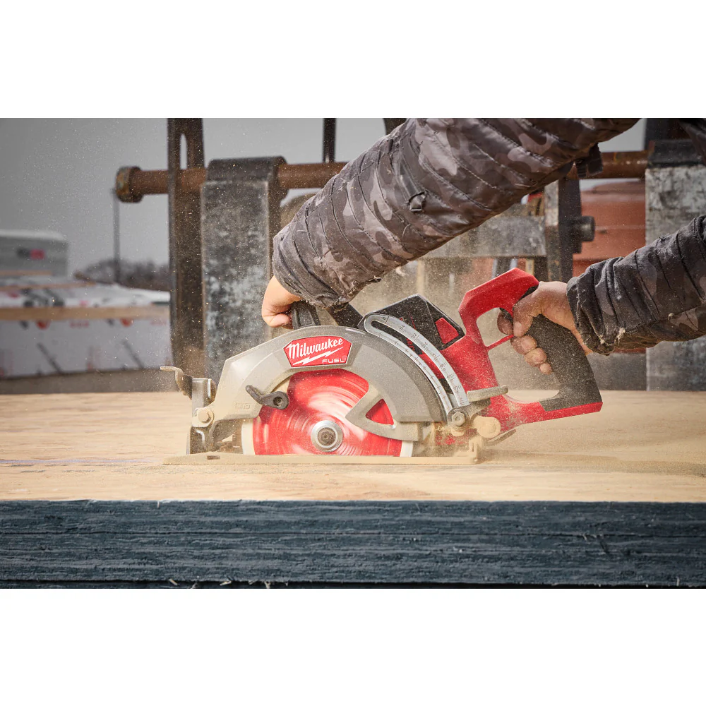 Milwaukee M18 FUEL 7-1/4" Rear Handle Circular Saw - Tool Only - Image 8