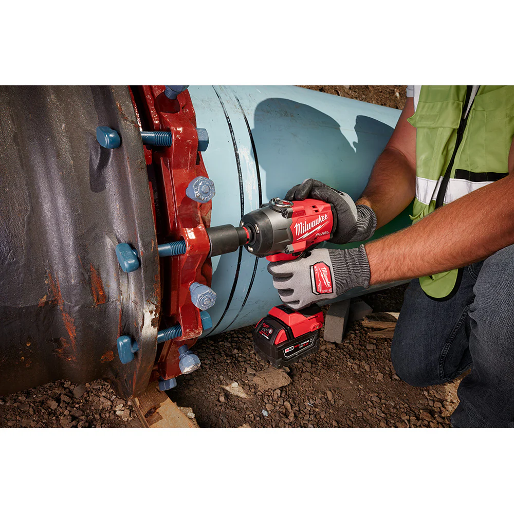 Milwaukee M18 FUEL 1/2" High Torque Impact Wrench w/ Pin Detent - Image 12