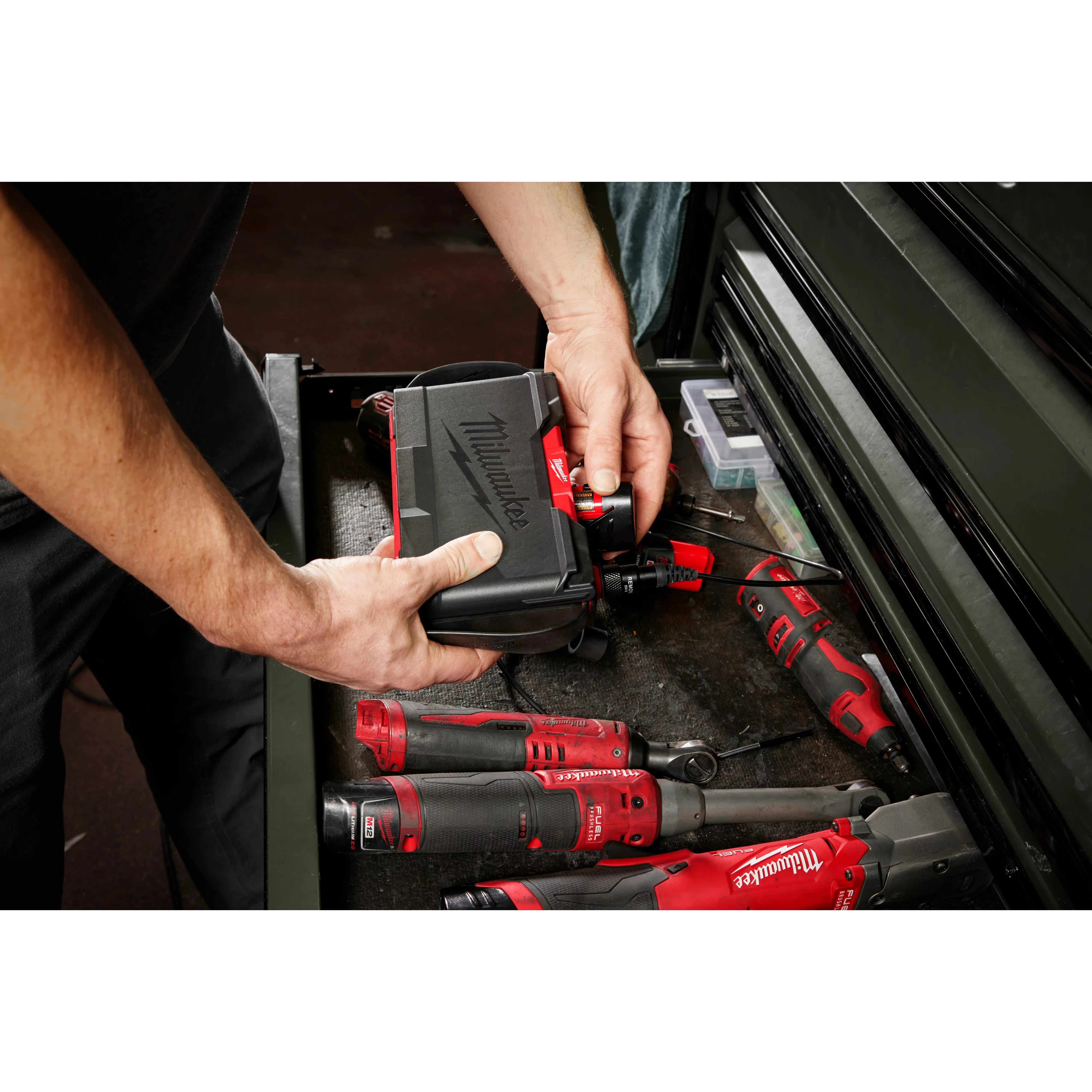 Milwaukee M12 Auto Shop Borescope w/ Wi-Fi File Sharing - Image 8