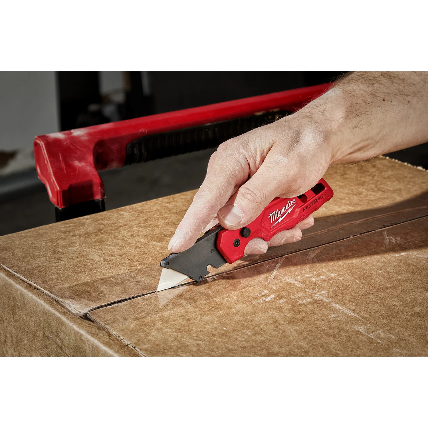 Milwaukee FASTBACK Folding Utility Knife - Image 5