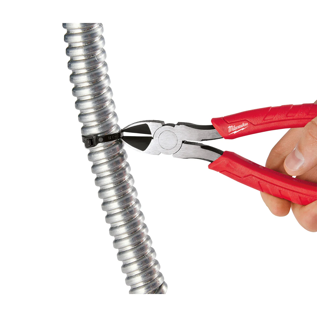 Milwaukee 6" Comfort Grip Diagonal Cutting Pliers - Image 4