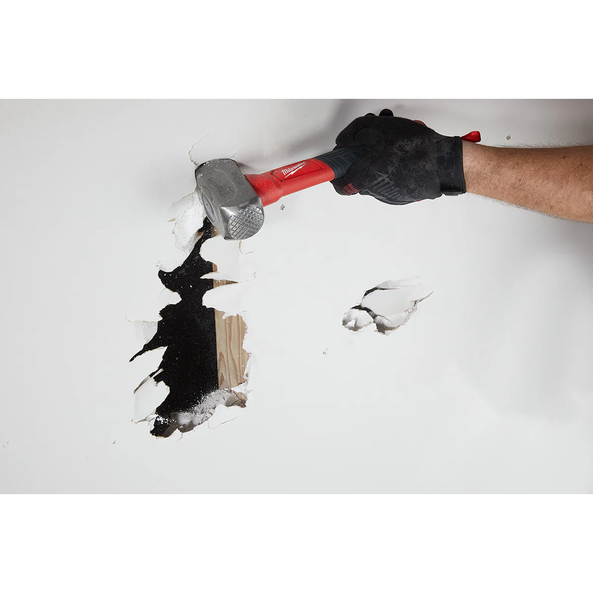 Milwaukee 3 lbs Fiberglass Drilling Hammer - Image 8