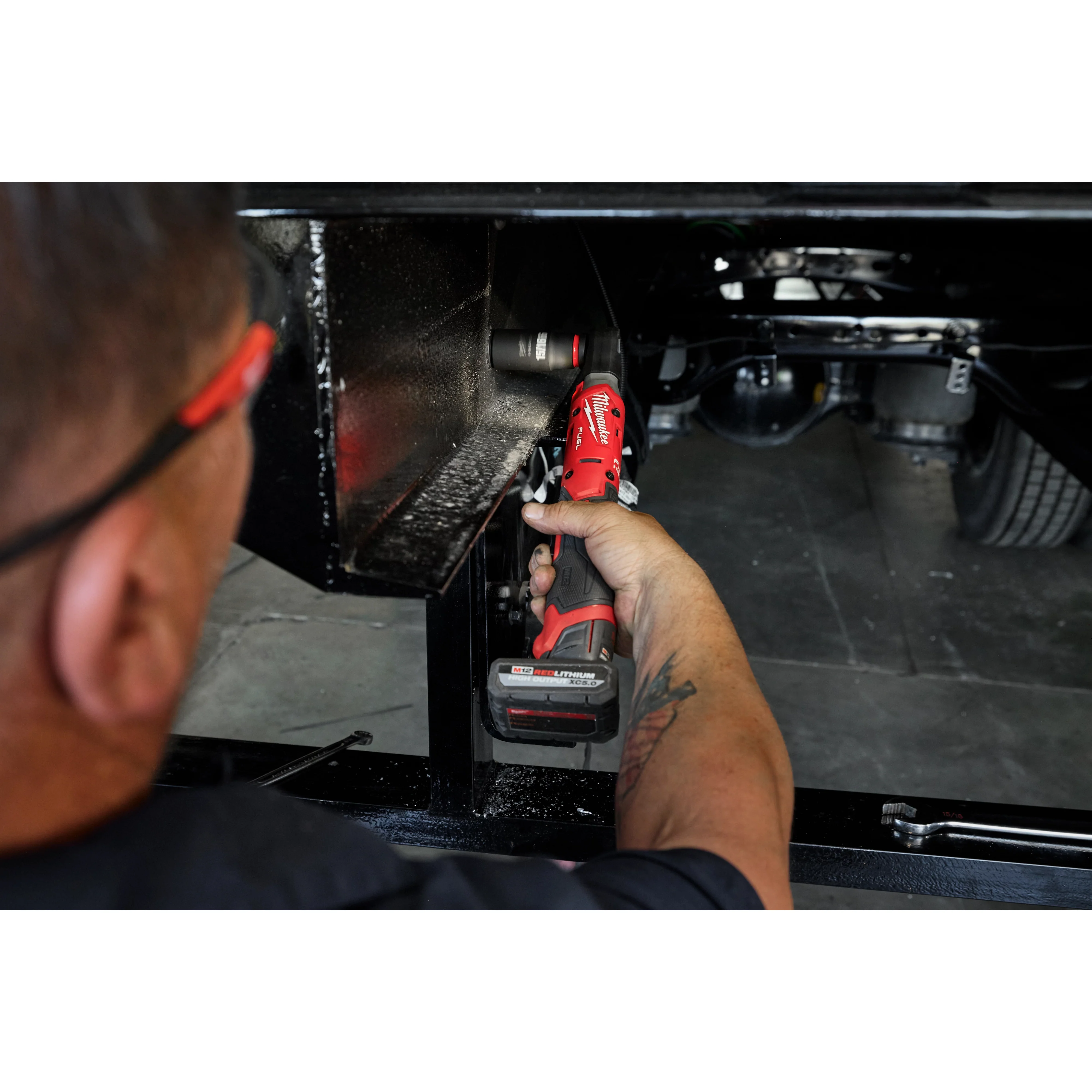 Milwaukee M12 FUEL 1/2” Ratchet Protective Boot - Image 4