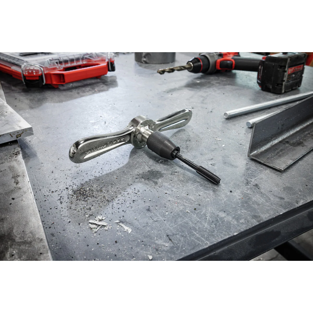 Milwaukee HEX-LOK 2-in-1 Tap and Die Threading Handle & Tap Collet - Image 4