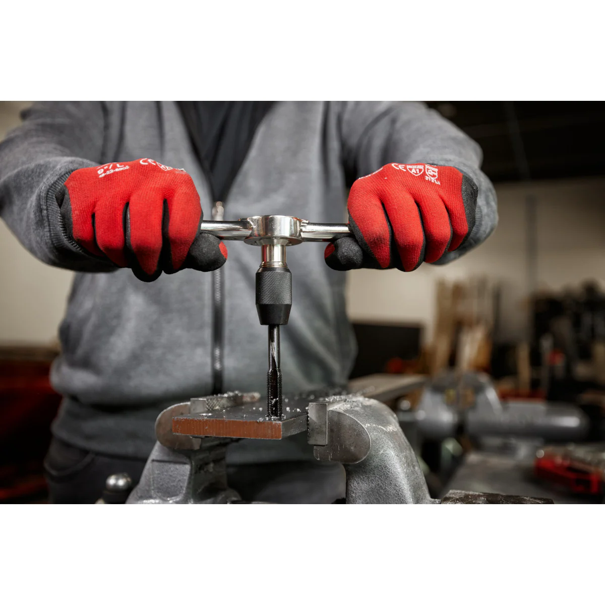 Milwaukee HEX-LOK 2-in-1 Tap and Die Threading Handle & Tap Collet - Image 5