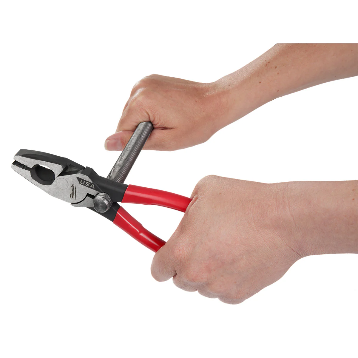 Milwaukee 9" Lineman's Dipped Grip Pliers w/ Thread Cleaner (USA) - Image 3