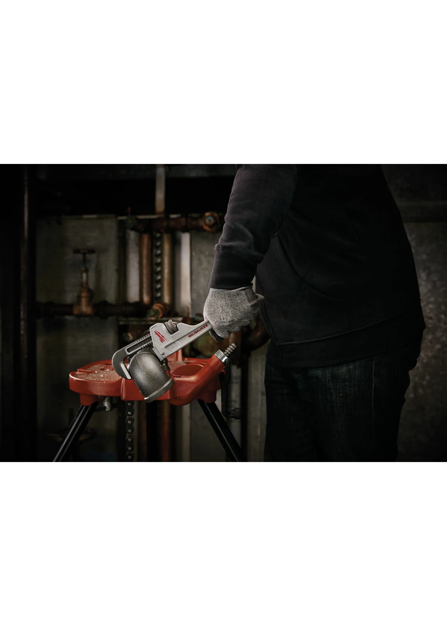 Milwaukee Aluminum Pipe Wrench - Image 2