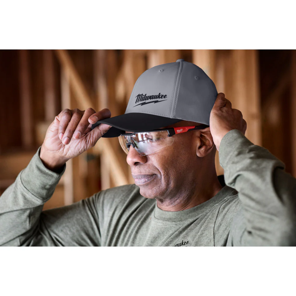 Milwaukee WORKSKIN Performance Fitted Hat - Image 14