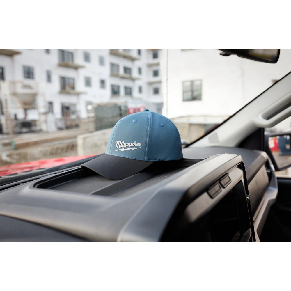 Milwaukee WORKSKIN Performance Fitted Hat - Image 5