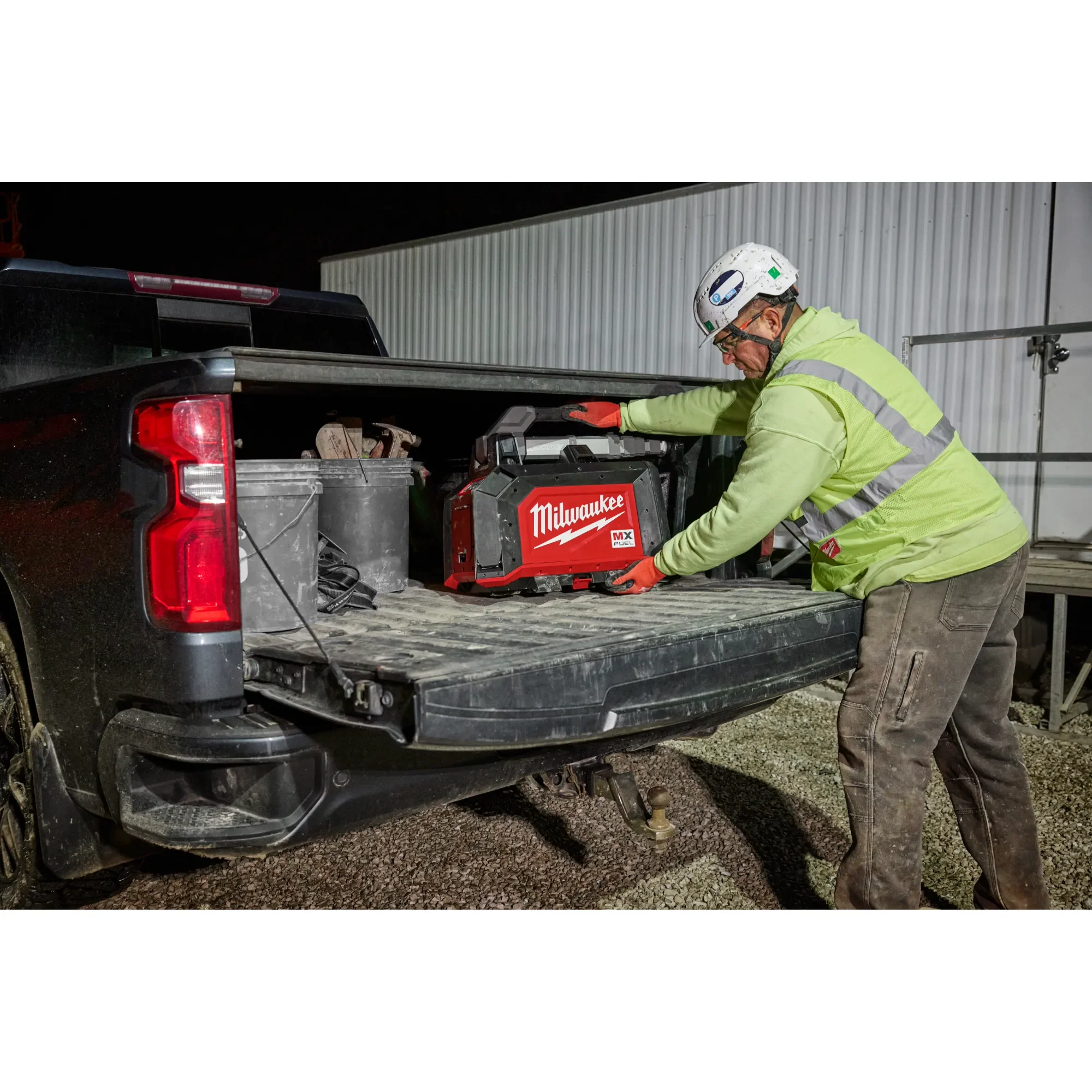 Milwaukee MX FUEL™ ROCKET™ Dual Power Compact Tower Light Kit - Image 7