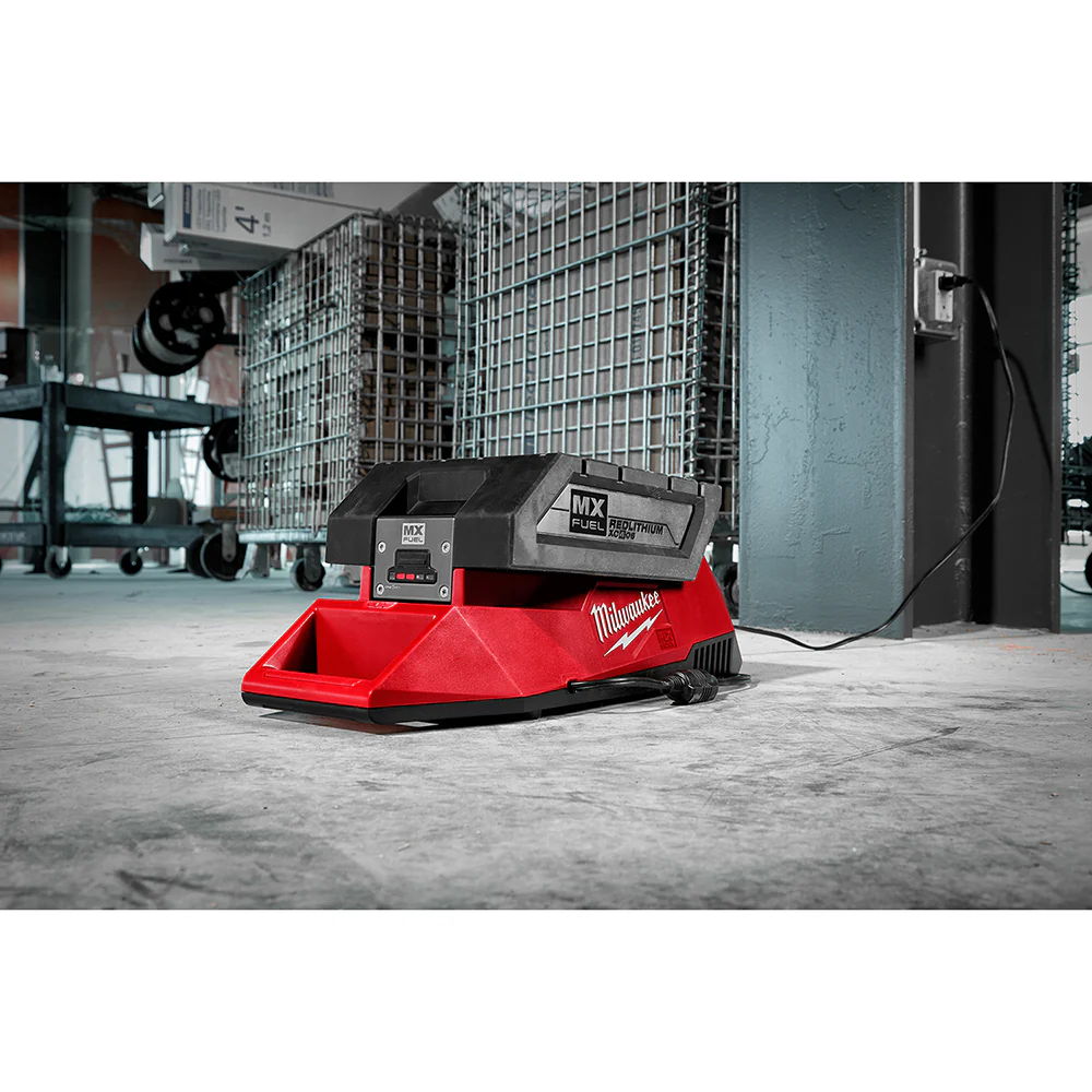 Milwaukee MX FUEL Charger - Image 4