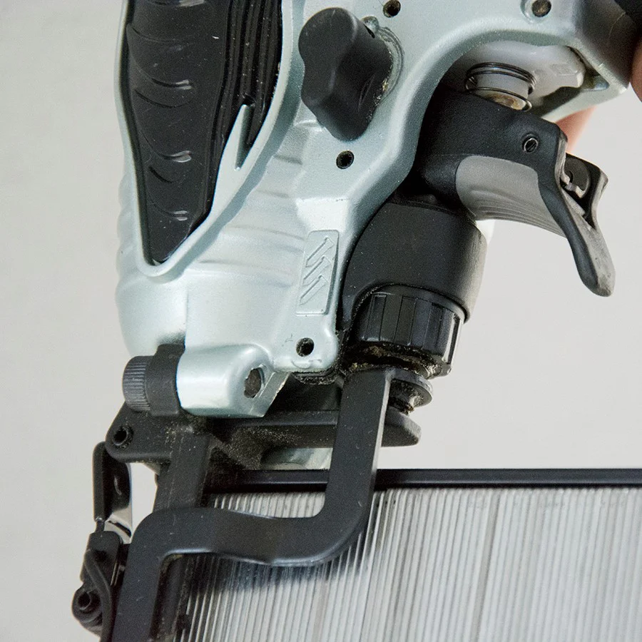 Metabo 18G Narrow 1/4" Crown Stapler - Image 3