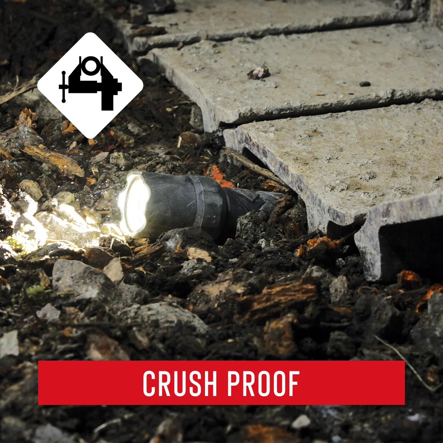 Coast Polysteel 1000 Pure Beam Focusing LED Flashlight - Image 3