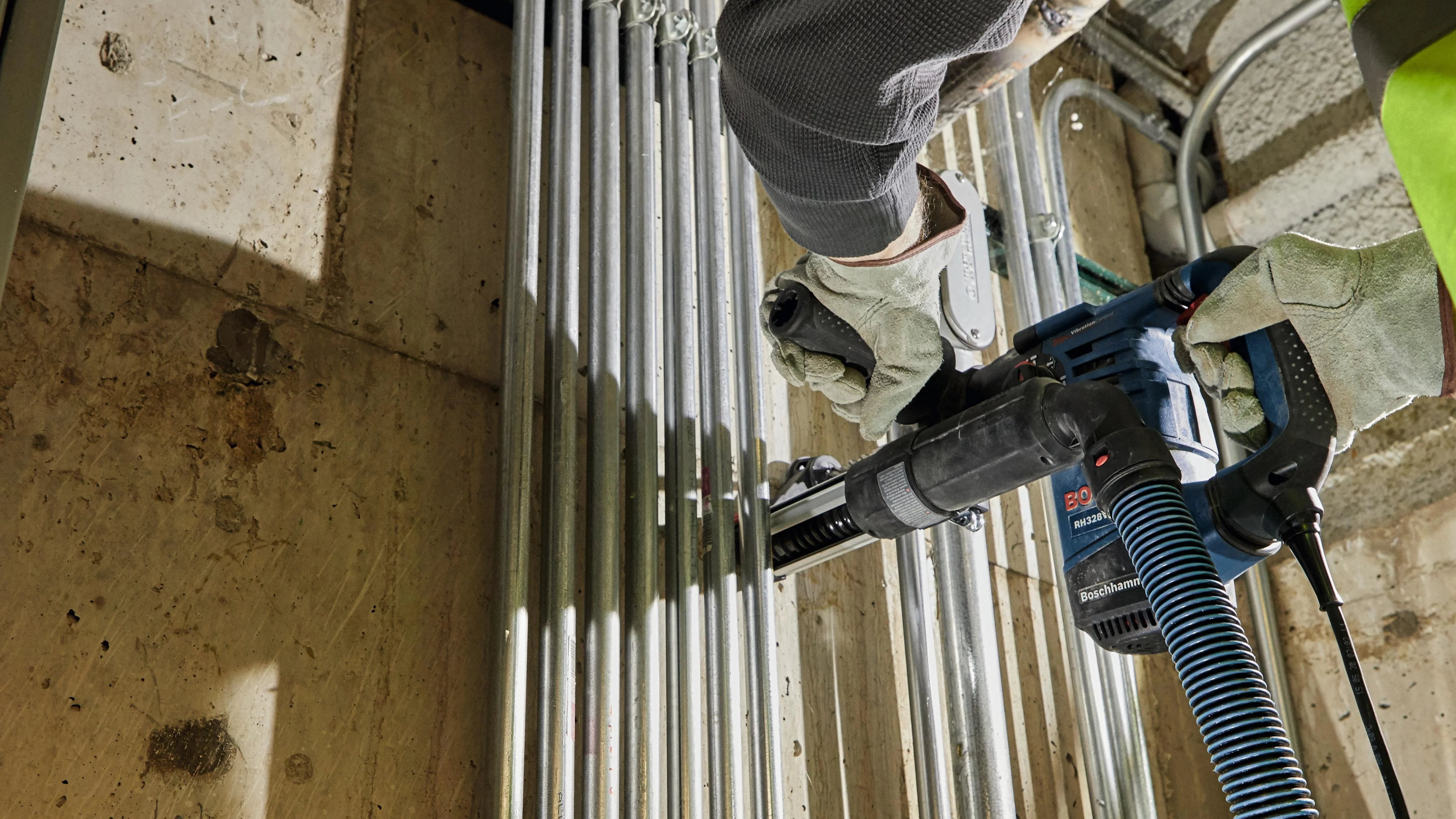 Bosch SDS Plus® 1-1/8" Rotary Hammer - Image 10