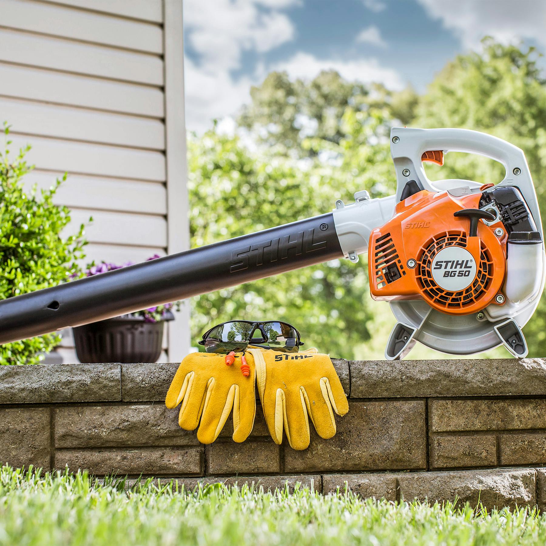 STIHL BG 50 Handheld Gas Leaf Blower (27.2cc) - Image 7