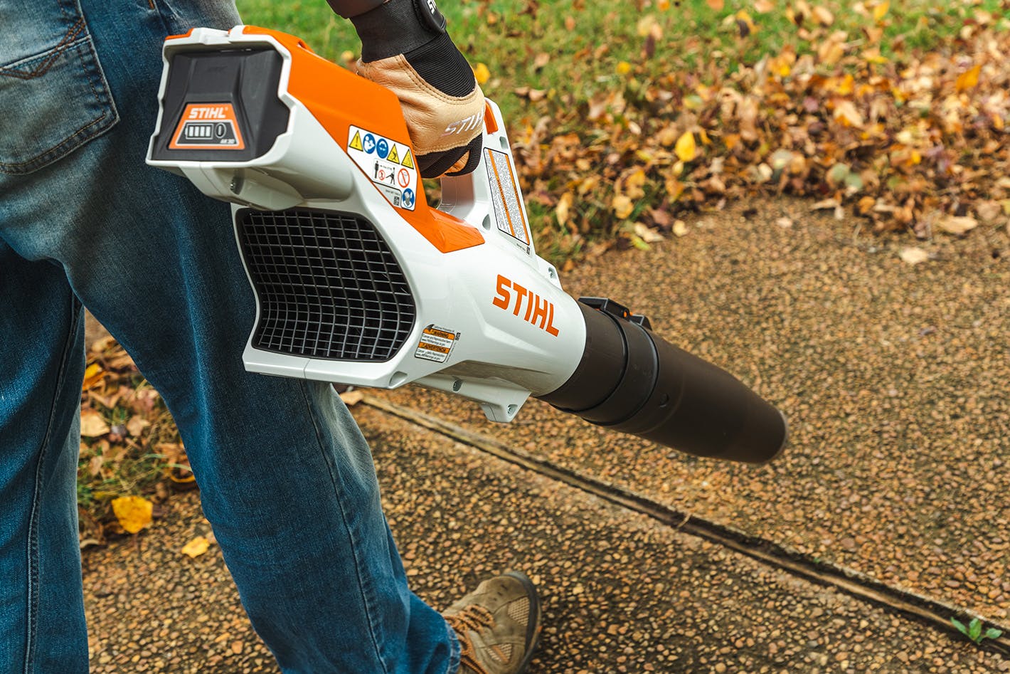 STIHL BGA 60 Cordless Leaf Blower Kit - Image 5