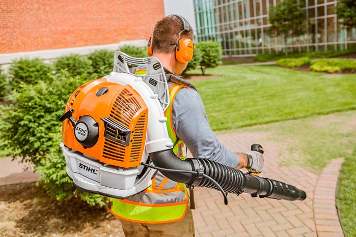 STIHL BR 600 Gas Powered Backpack Leaf Blower (64.8cc) - Image 4