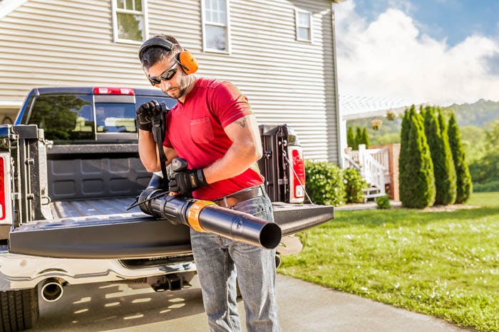 STIHL BR 700 Gas Powered Backpack Leaf Blower (64.8cc) - Image 5