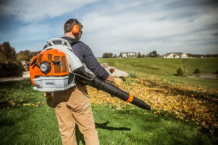 STIHL BR 450 Gas Powered Backpack Leaf Blower (63.3cc) - Image 4