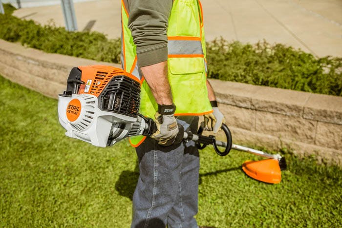 STIHL FS 111 Professional Gas Brushcutter/Trimmer (31.4cc) - Image 4