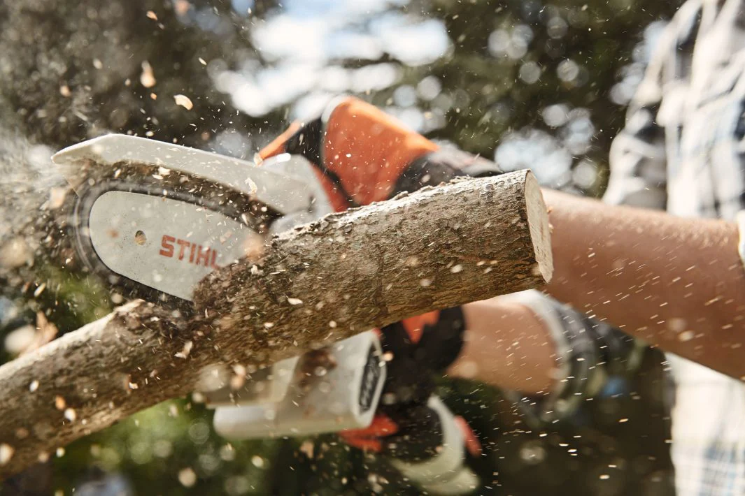 STIHL GTA 26 Cordless Pruning Saw - Tool Only - Image 2