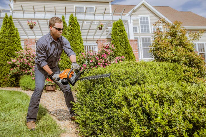 STIHL HS 45 18" Lightweight Gas Powered Hedge Trimmer (27.2cc) - Image 4