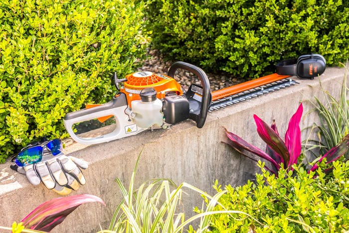 STIHL HS 45 18" Lightweight Gas Powered Hedge Trimmer (27.2cc) - Image 7