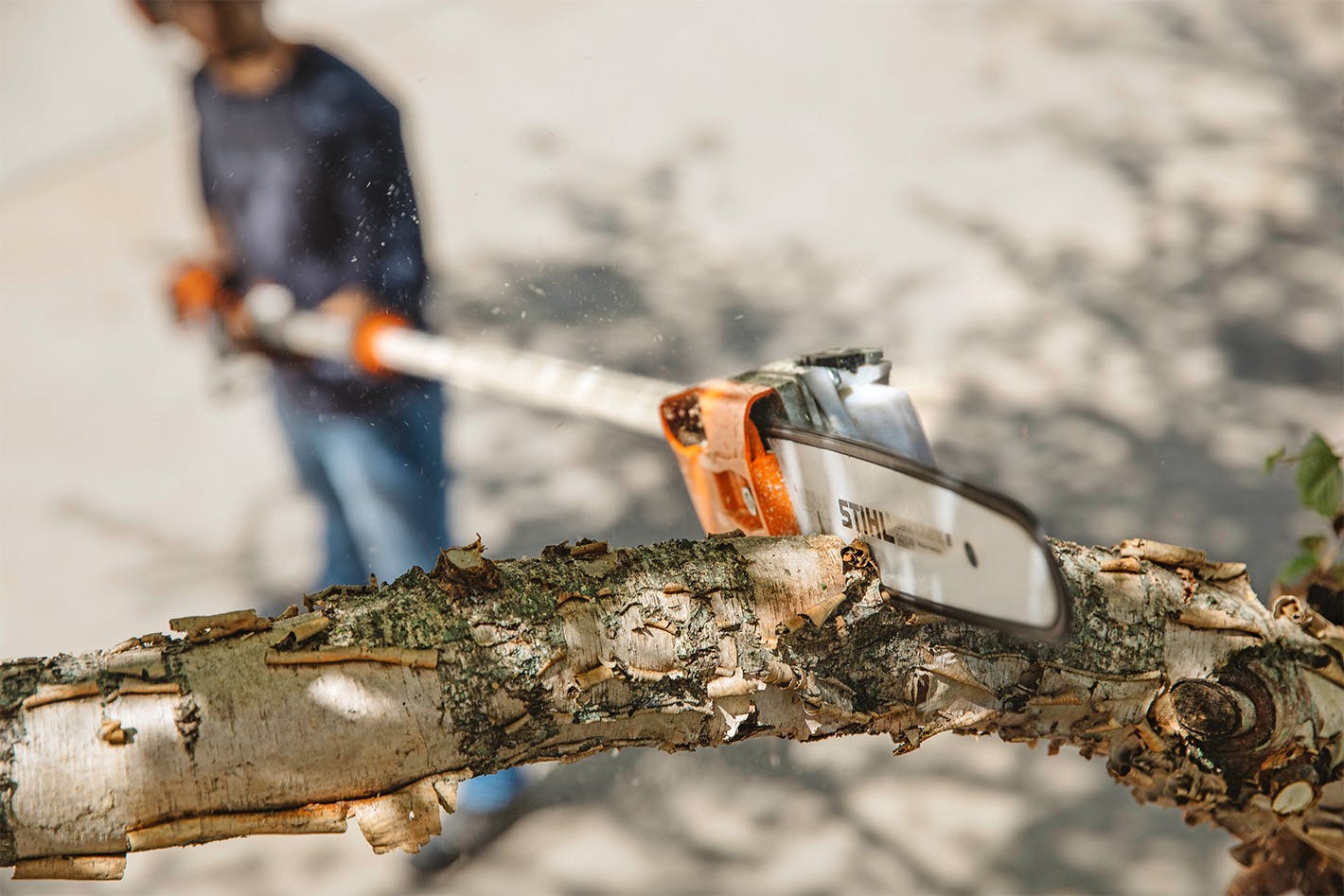 STIHL HTA 135 13ft Cordless Telescopic Pole Pruner (AP System) - Tool Only - Image 3