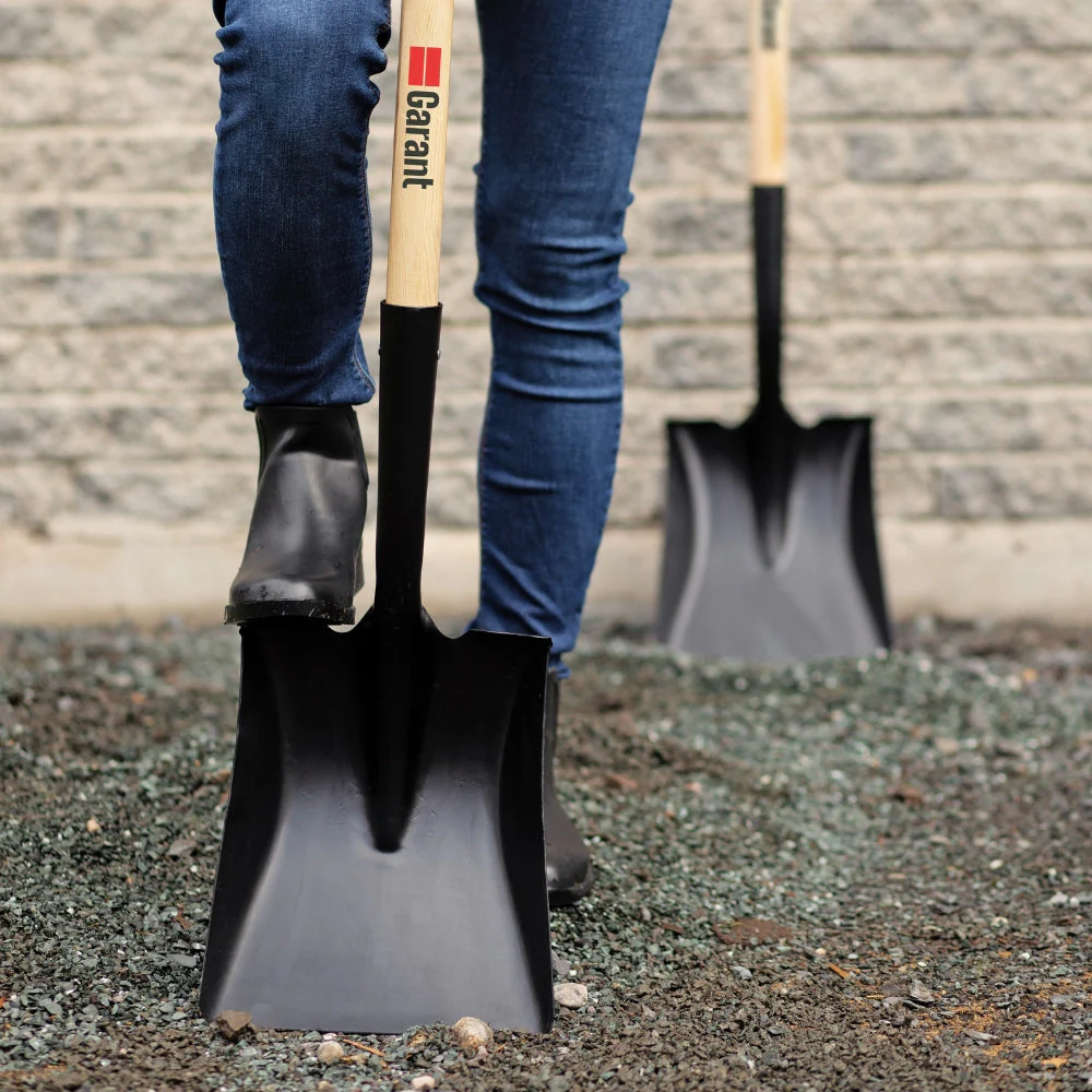 Garant Short Square Shovel - Image 3