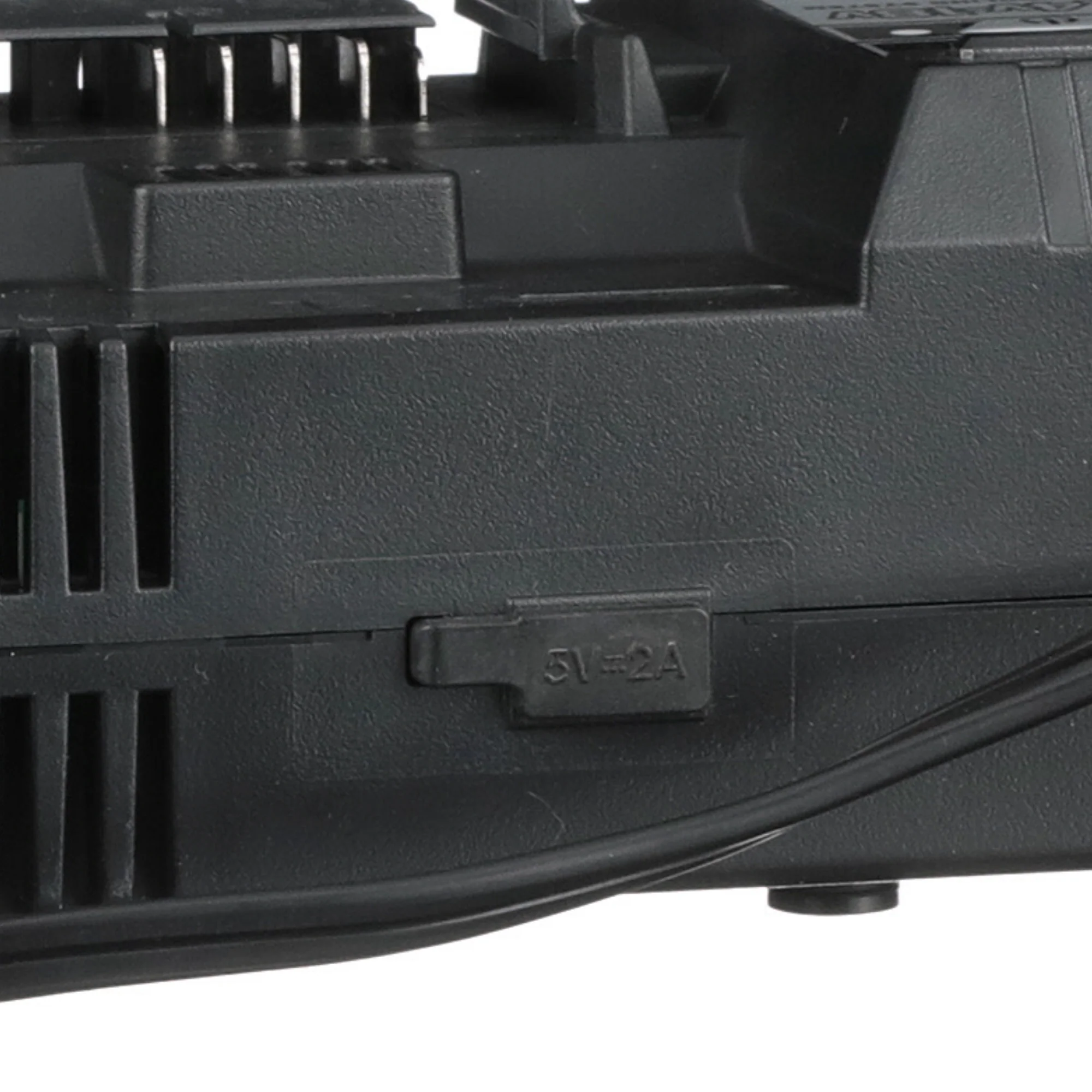 Metabo 18V/36V Lithium-Ion Rapid Charger - Image 3