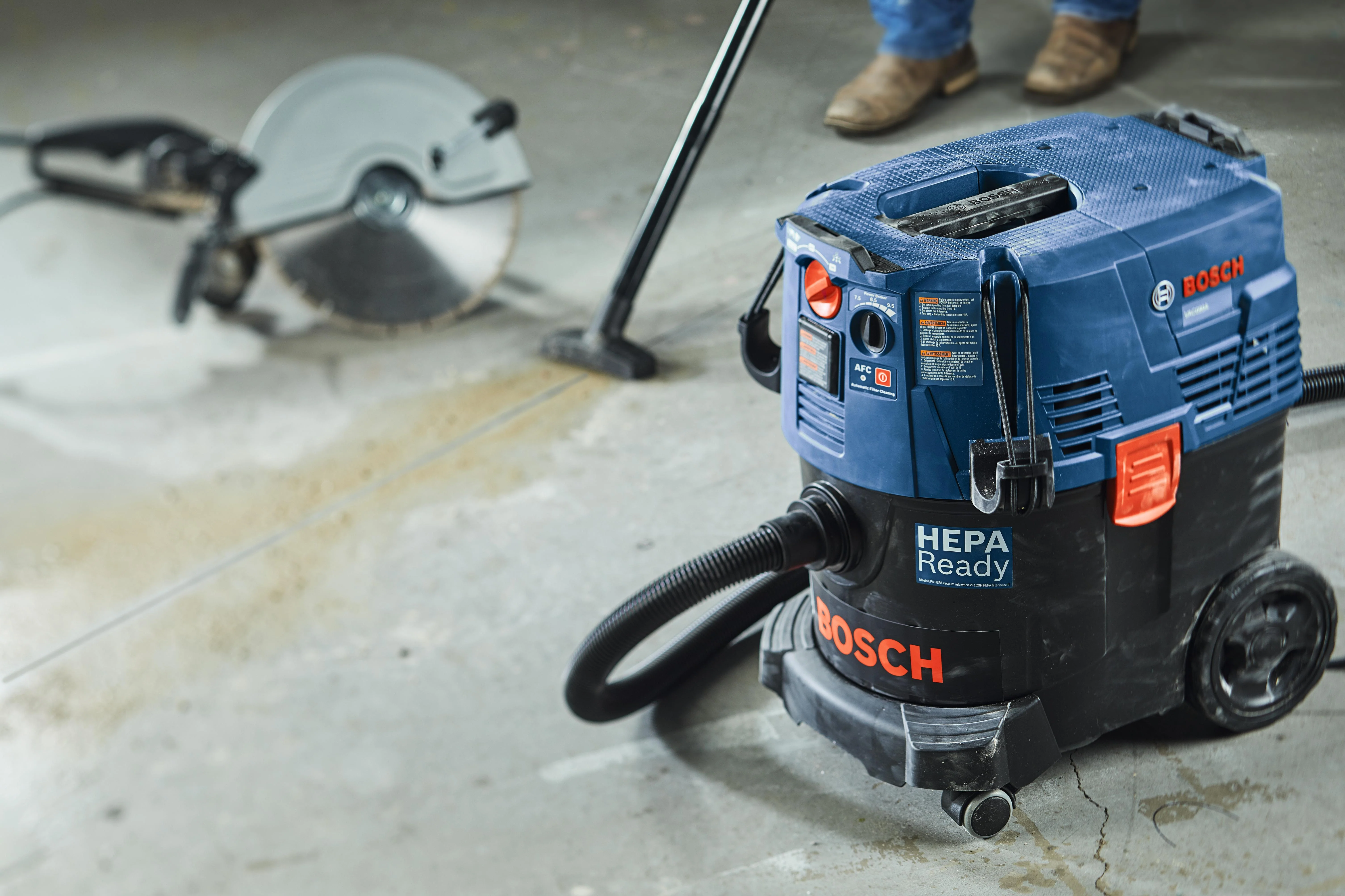 Bosch 9-Gallon Dust Extractor w/ Auto Filter Clean & HEPA Filter - Image 7