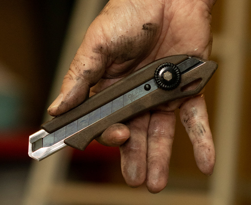 OLFA 18mm Wood Composite Ratchet Lock Utility Knife - Image 8